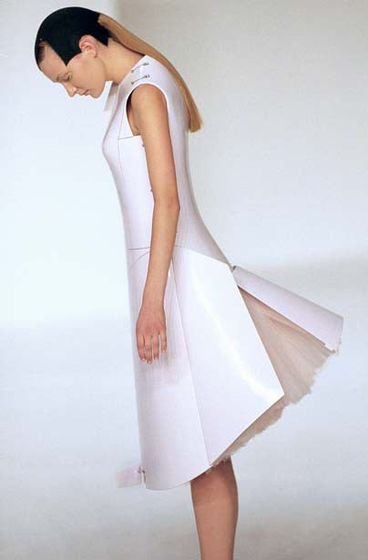 Hussein Chalayan Ready-to-Wear Runway (SS 2000)