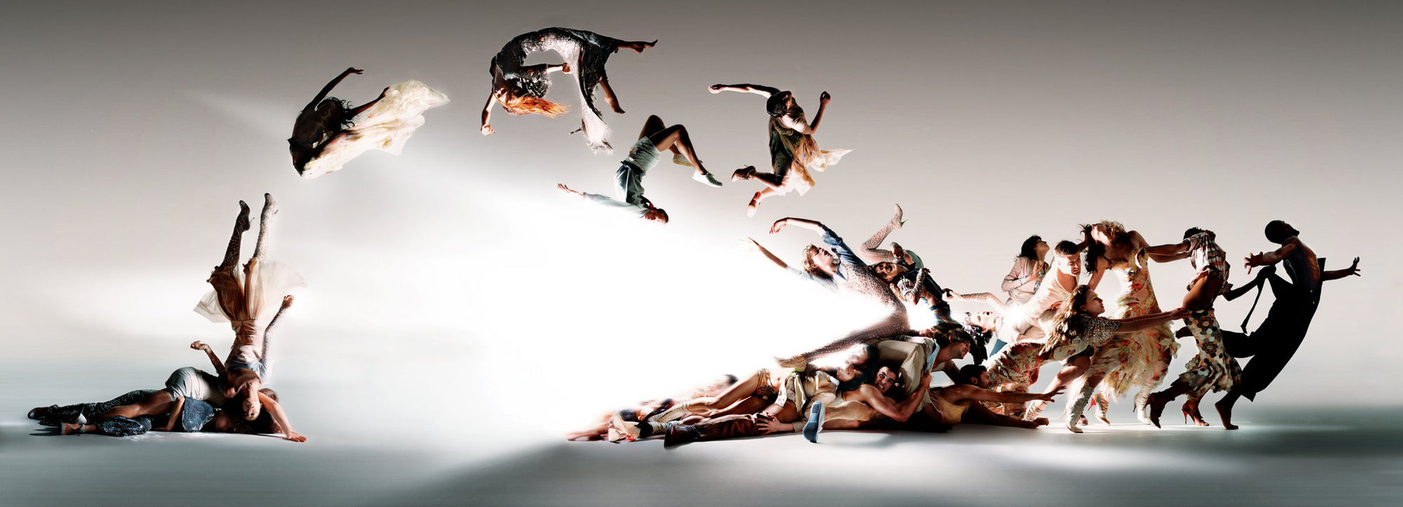 Alexander McQueen 'Blade of Light' by Nick Knight (2004)