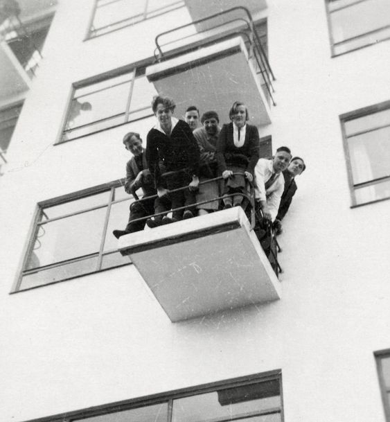 Bauhaus: The Art of Simplicity